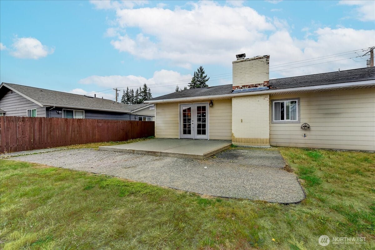 9125 48th Drive Property Photo 19