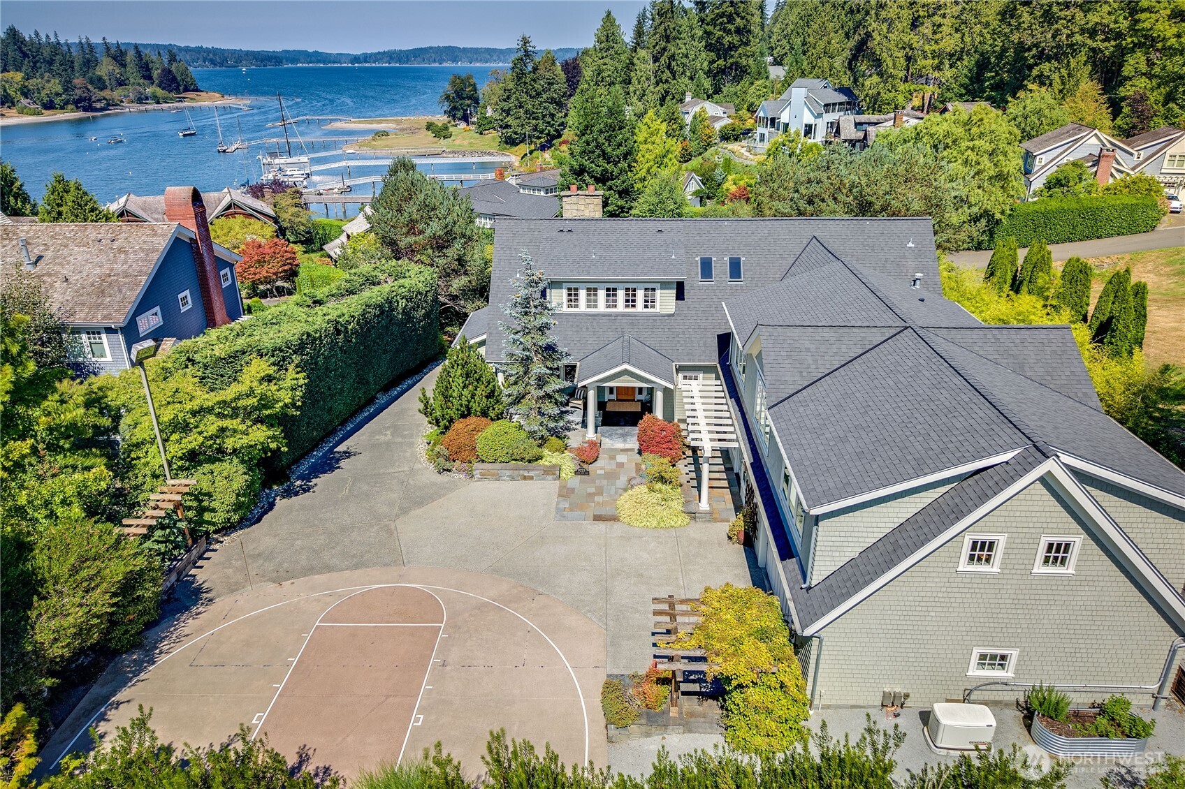 9223 Allens Cove Lane Property Photo 3