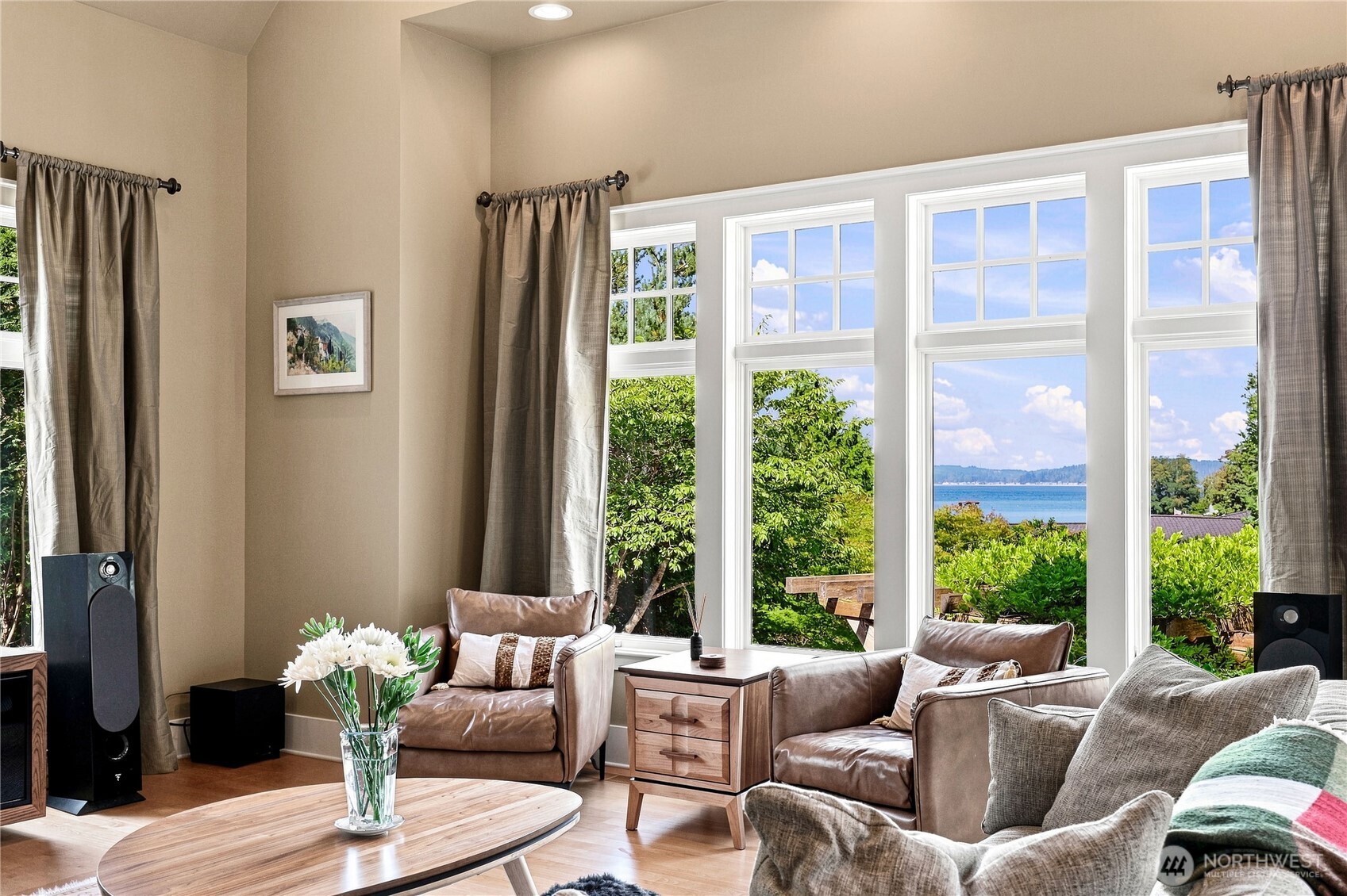 9223 Allens Cove Lane Property Photo 11