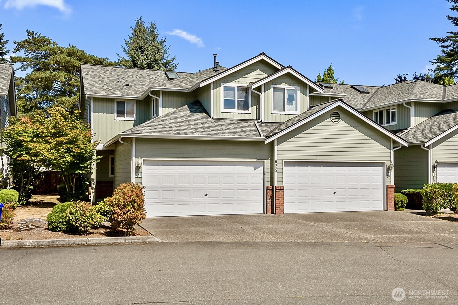625 101st Place A Property Photo 1