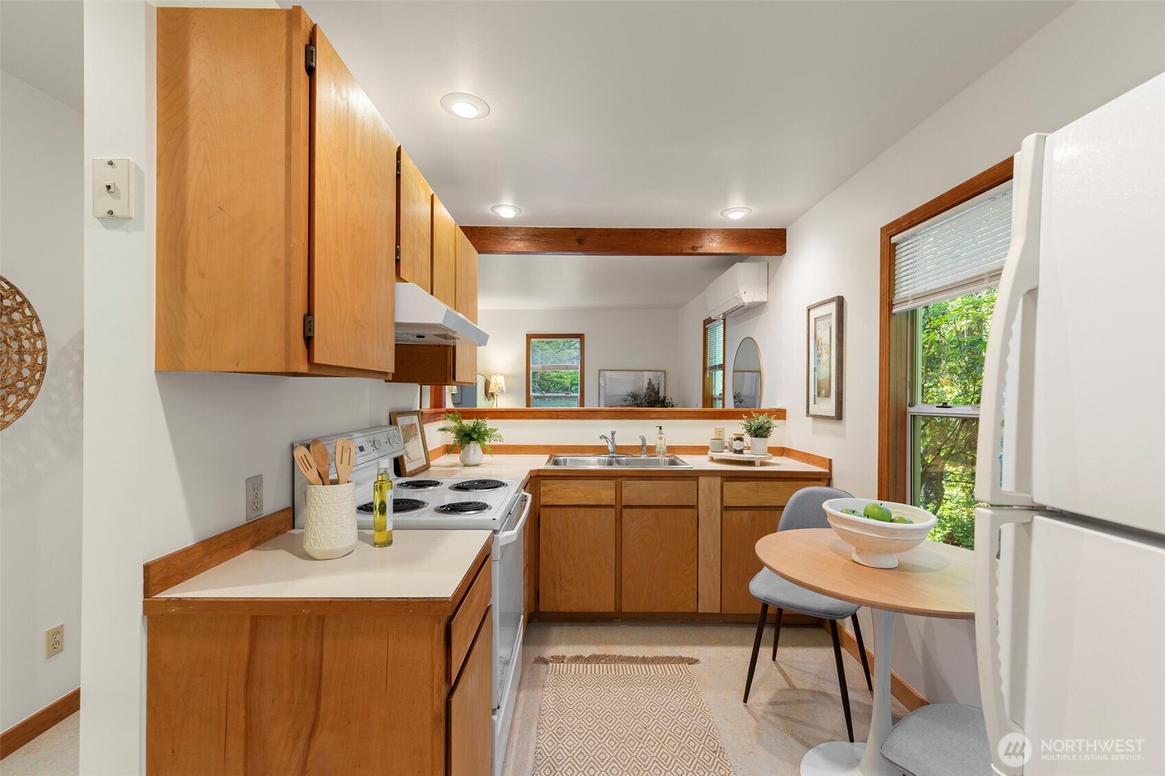 5470 Taylor Avenue Property Photo 14