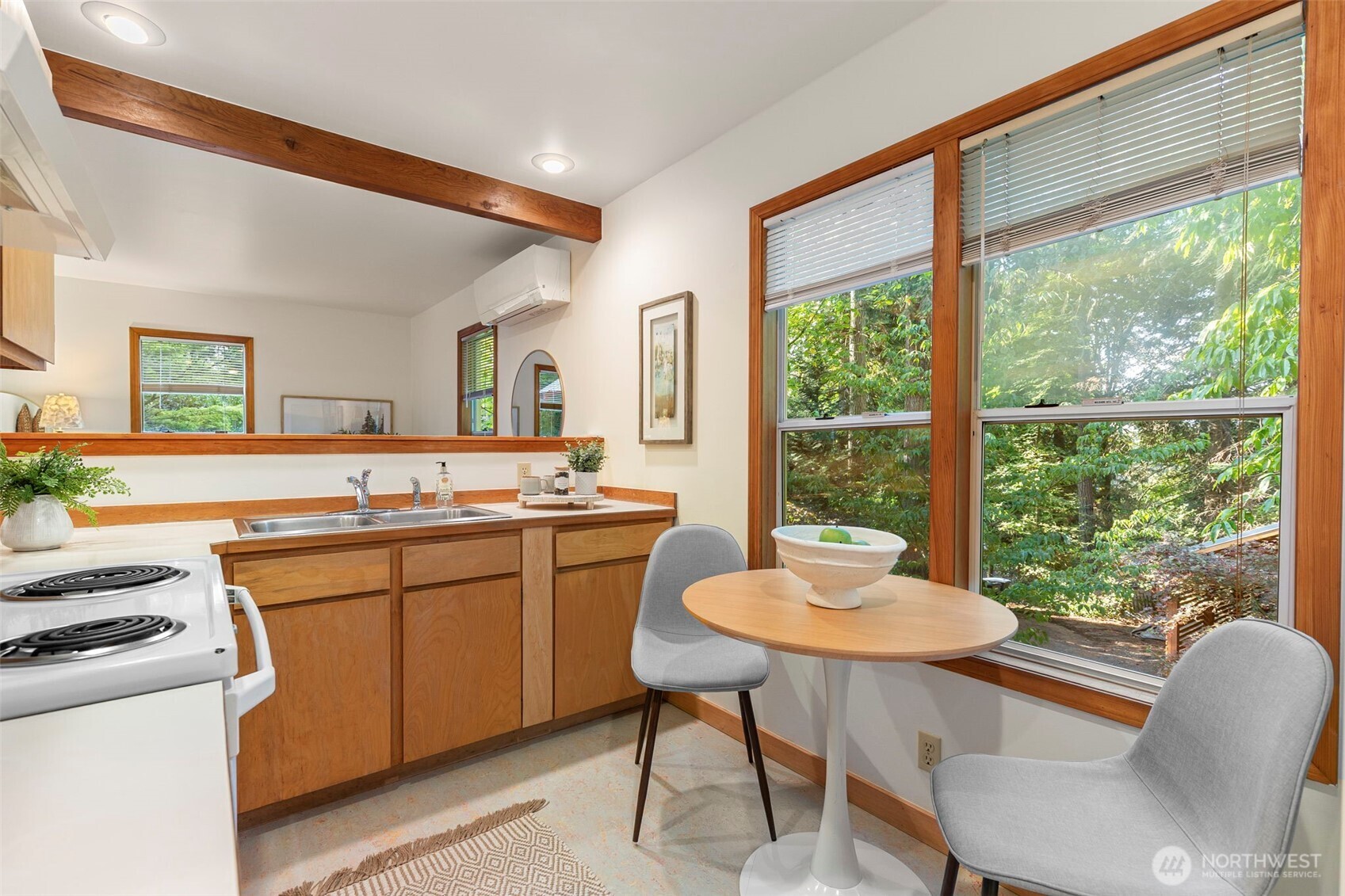 5470 Taylor Avenue Property Photo 16