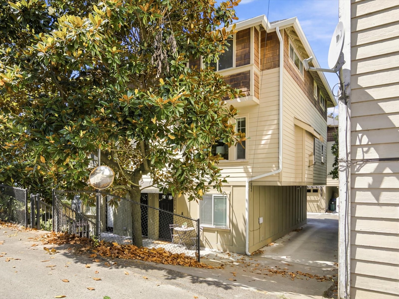 2106 E Terrace Street Property Photo 1