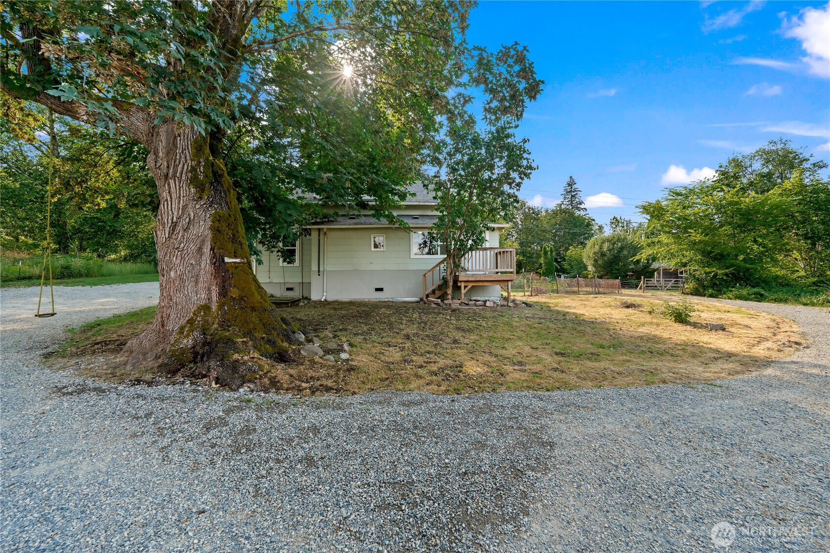 2570984 Property Photo 14