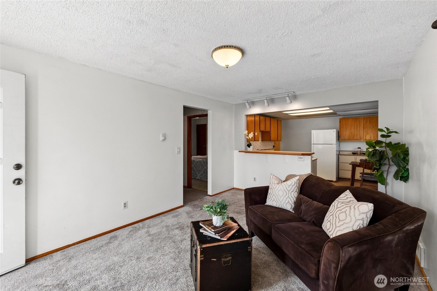 4726 N Ferdinand St Property Photo 9