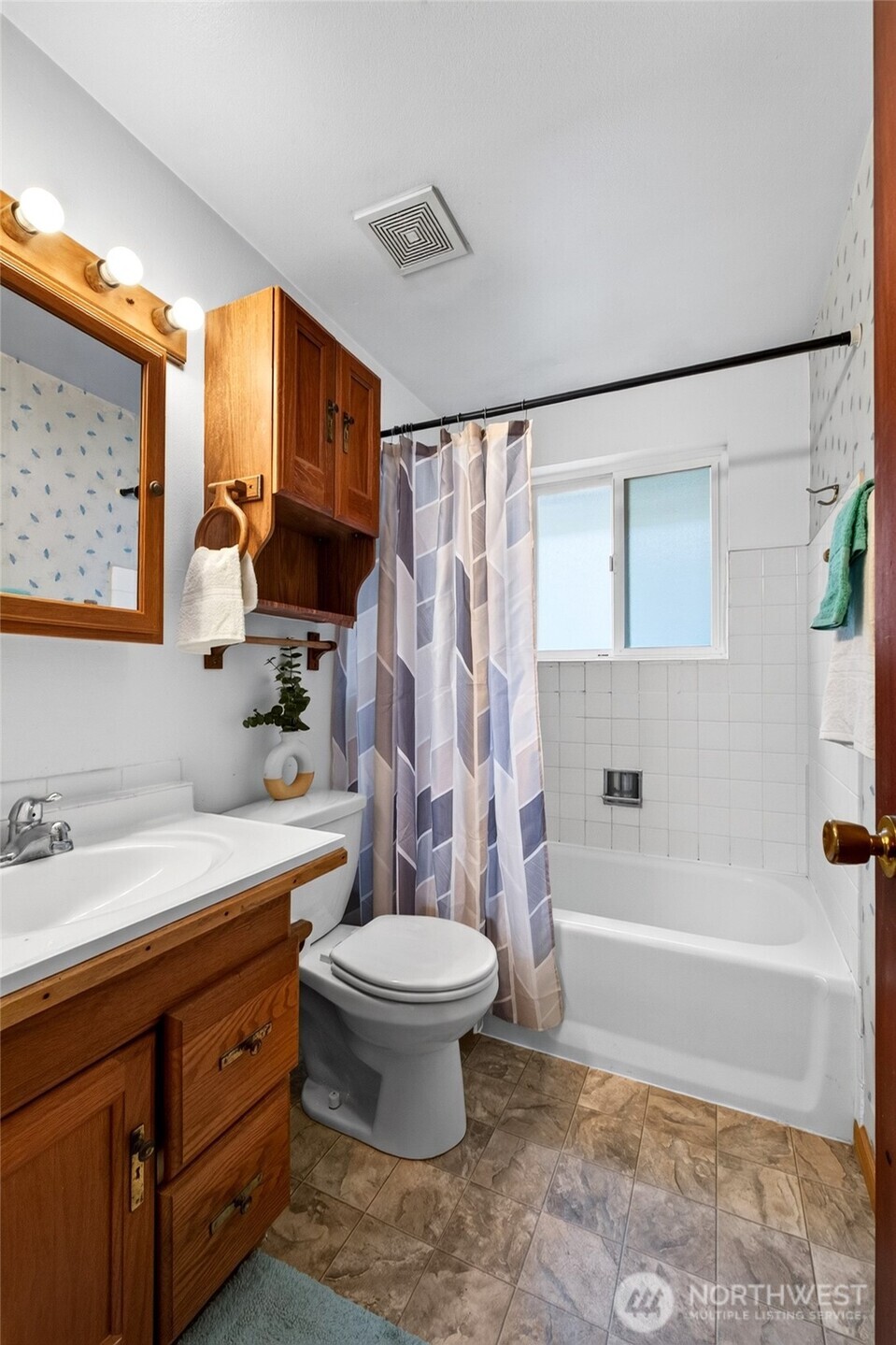 4726 N Ferdinand St Property Photo 27