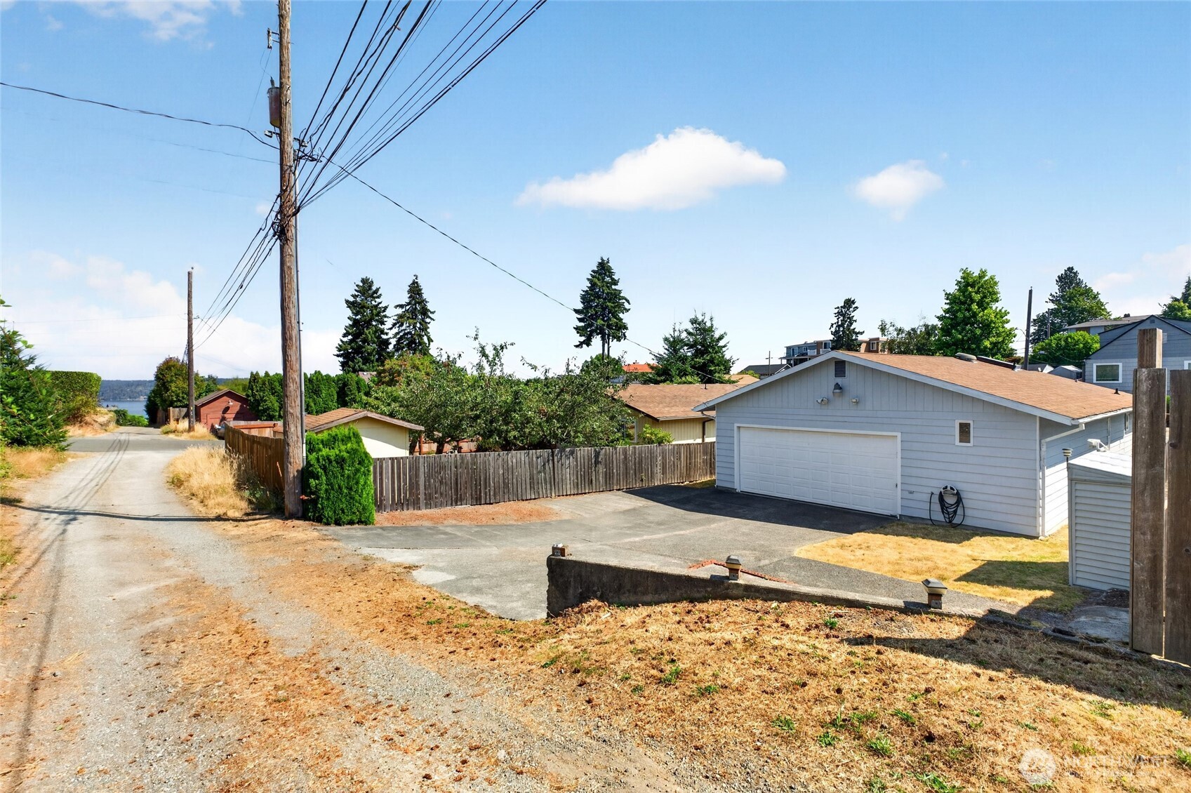 4726 N Ferdinand St Property Photo 32