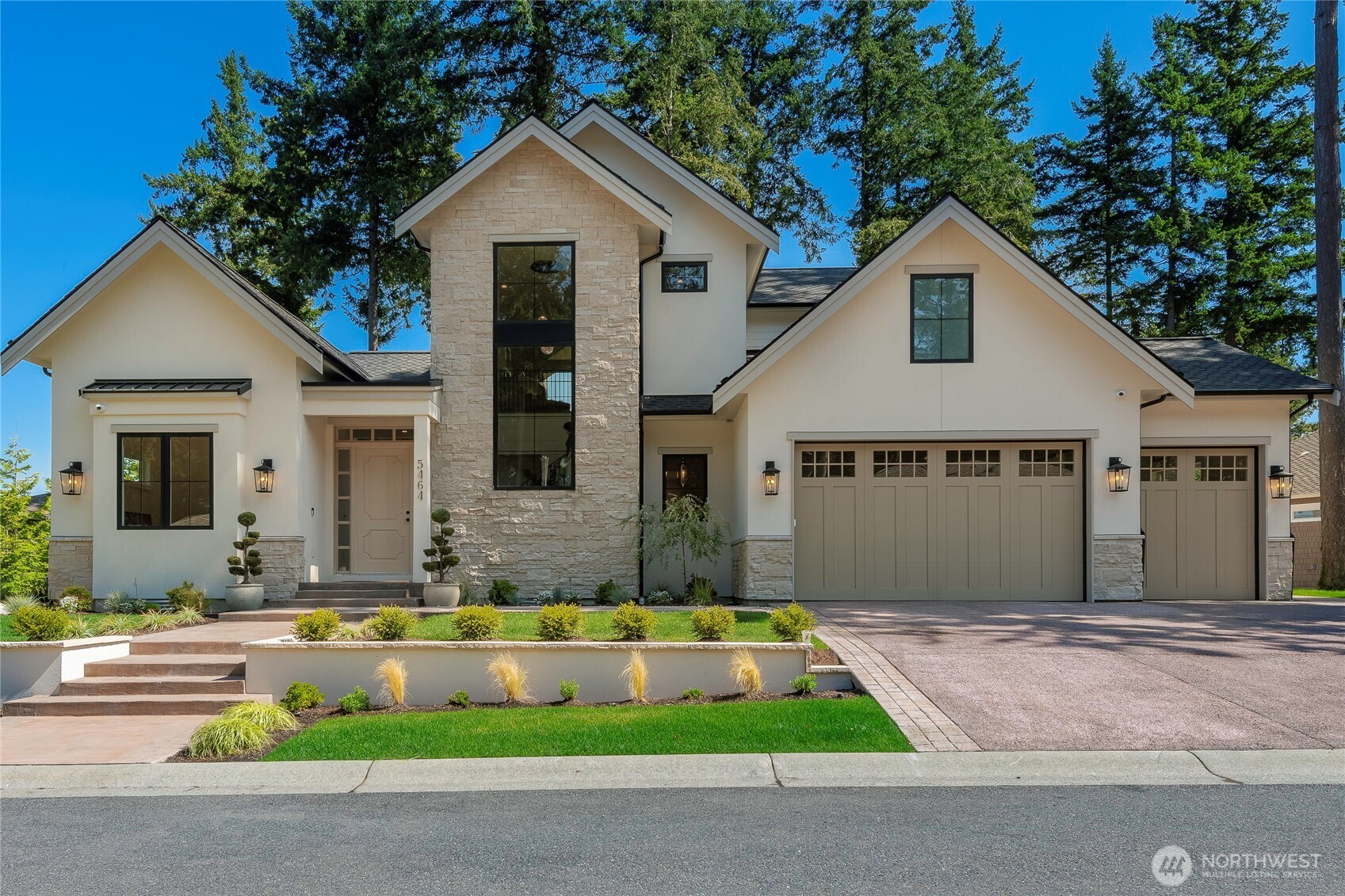 5464 Wood Duck Loop Property Photo 1