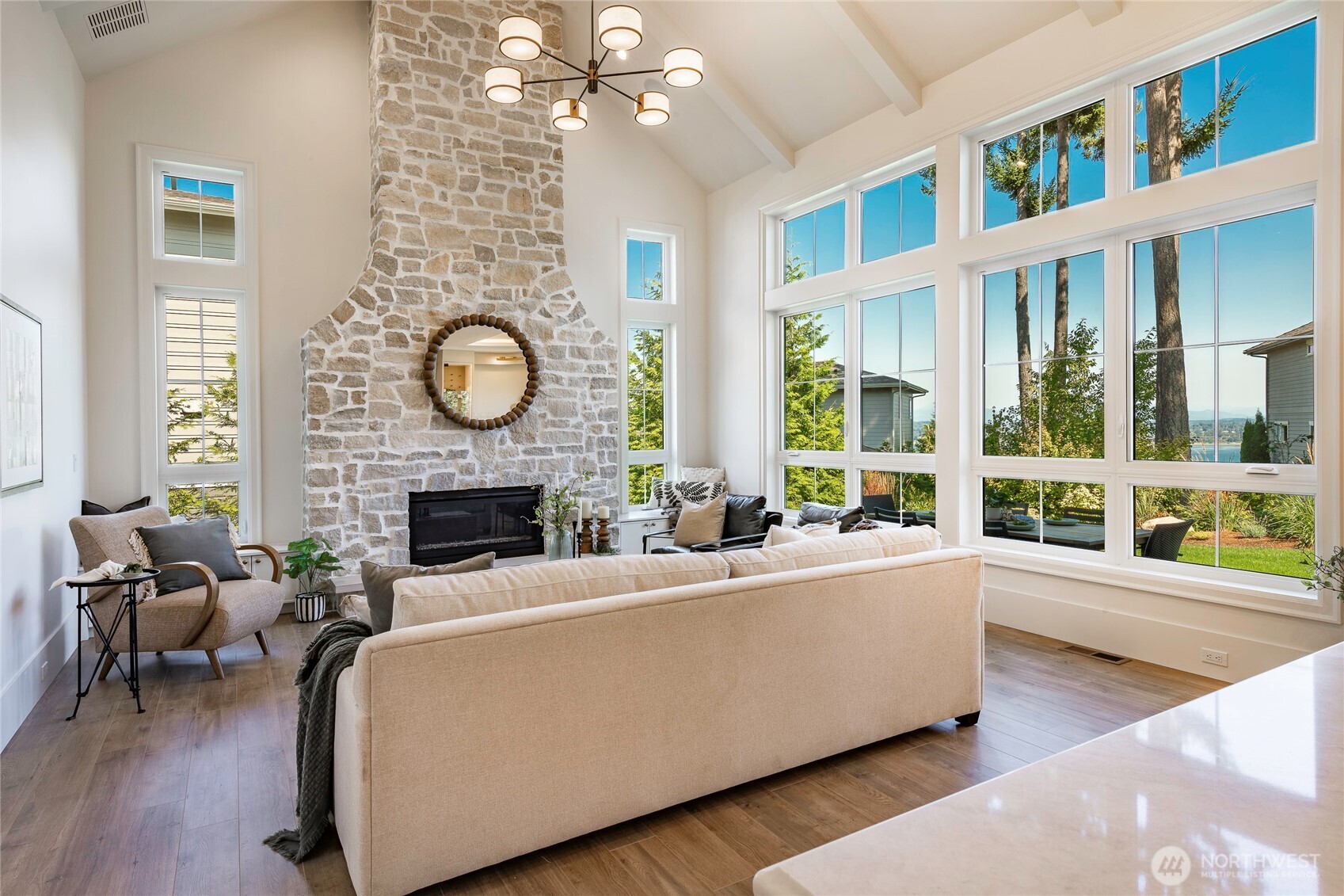 5464 Wood Duck Loop Property Photo 6