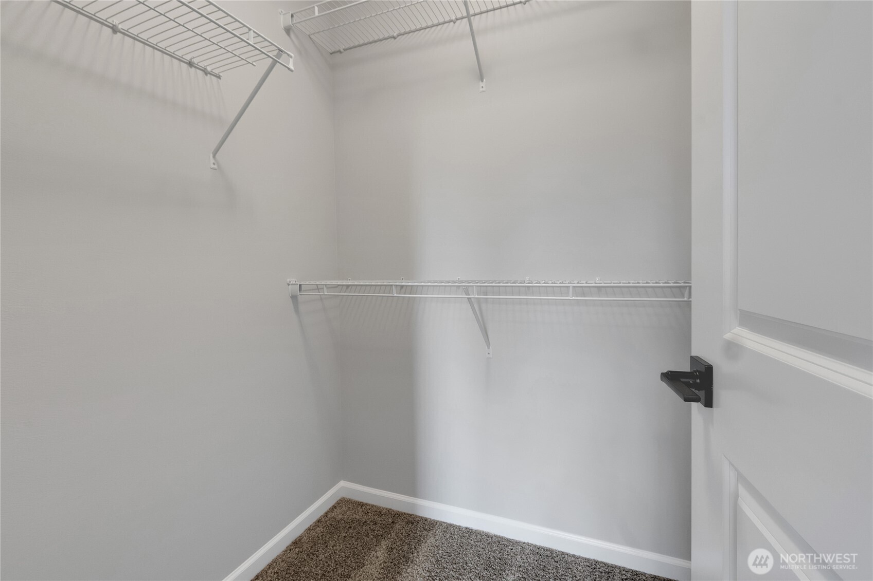 1025 E 64th Property Photo 14