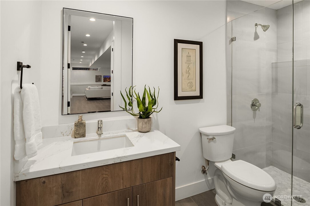 3202 Burnett Avenue Property Photo 26