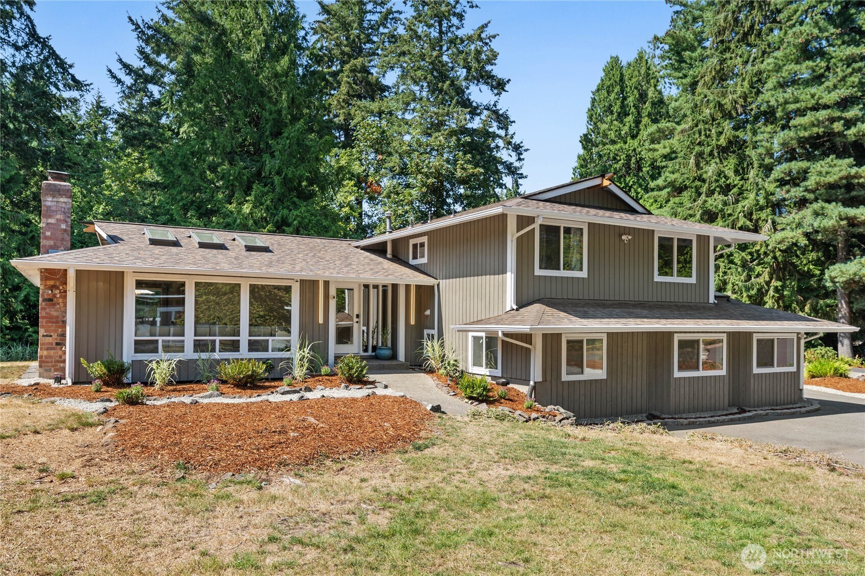 152 Madrona Drive Property Photo 1