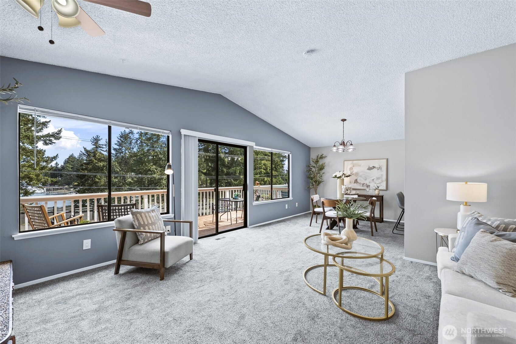296 298 North Shore Boulevard Property Photo 7