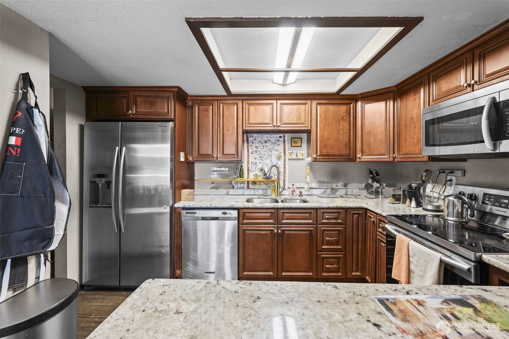 296 298 North Shore Boulevard Property Photo 34