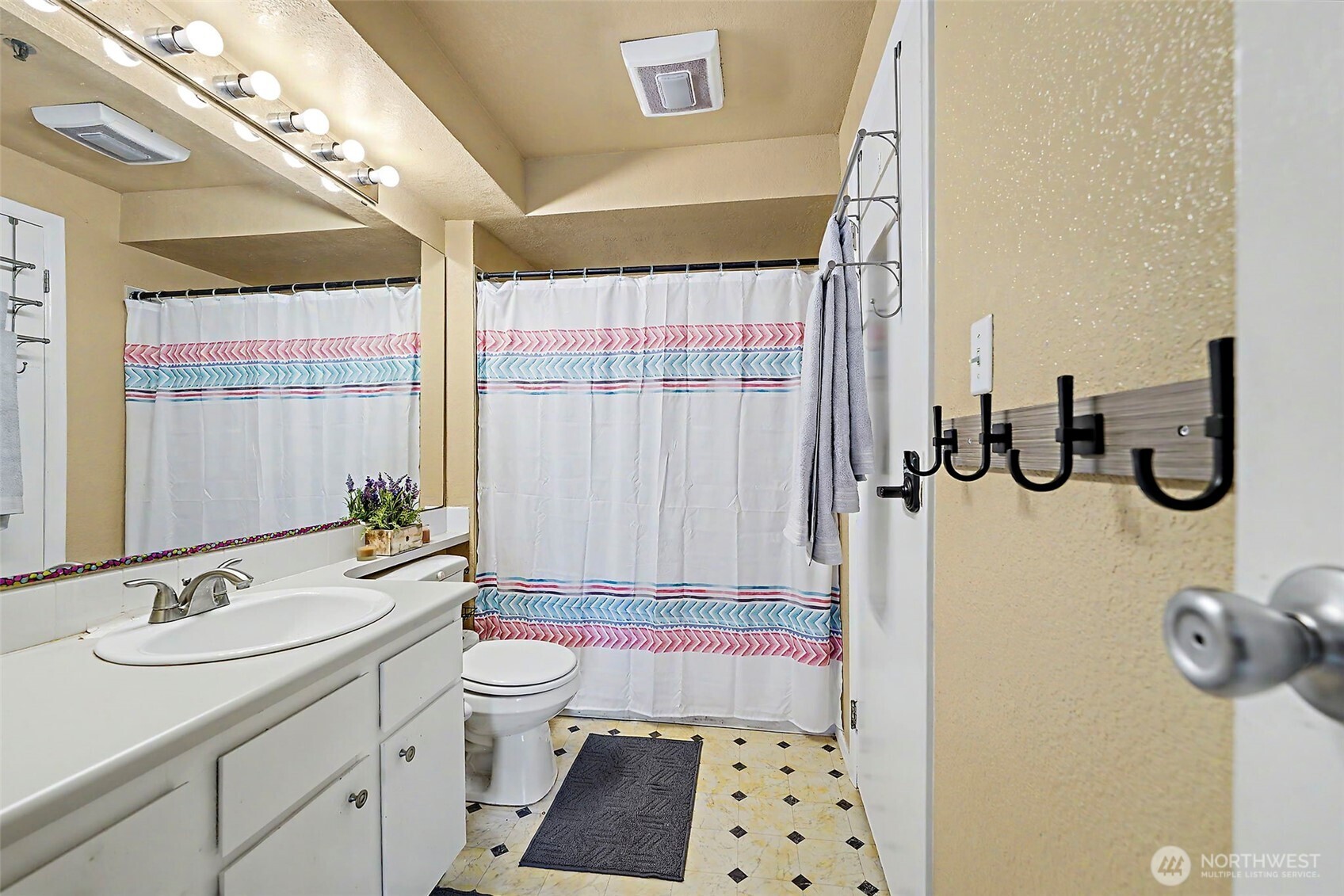 25120 98th Place A208 Property Photo 15