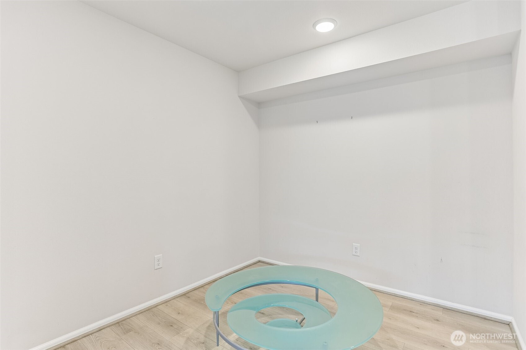 921 Westridge Way 304 Property Photo 14