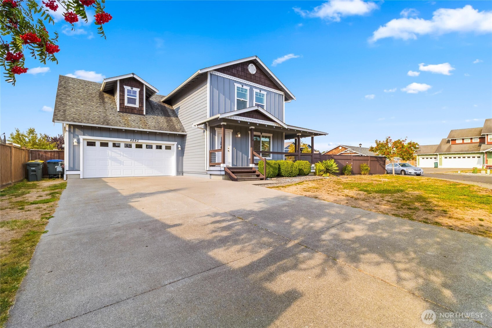 4840 Outrigger Loop Property Photo 1