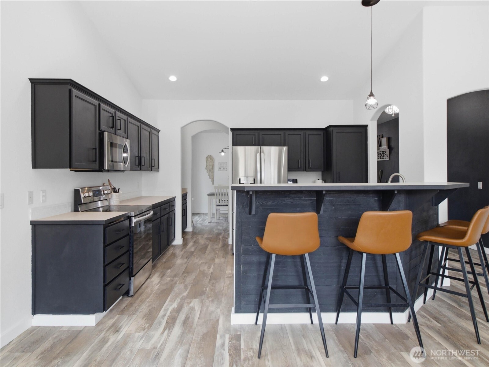 7253 Radius Loop Property Photo 14