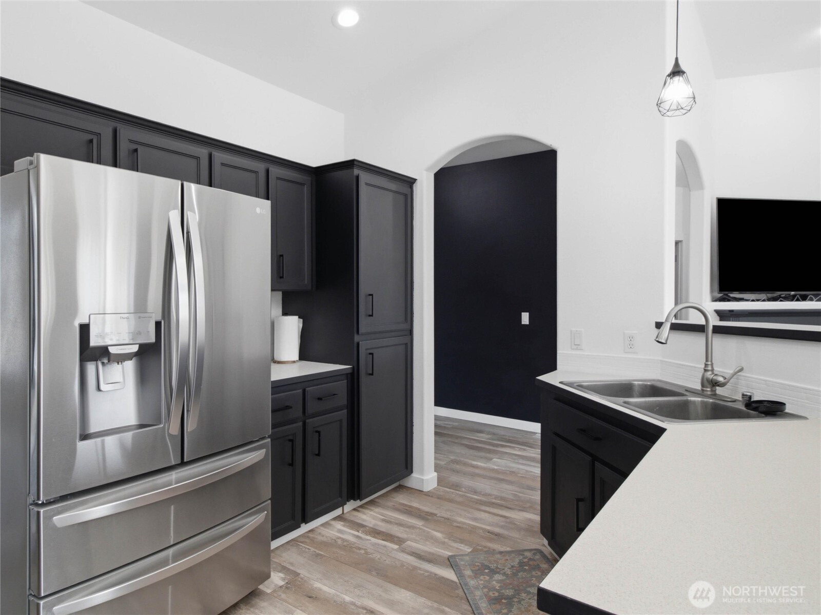 7253 Radius Loop Property Photo 17