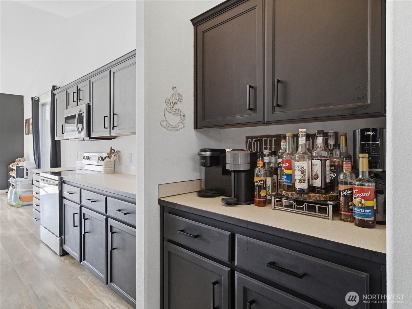 7253 Radius Loop Property Photo 19