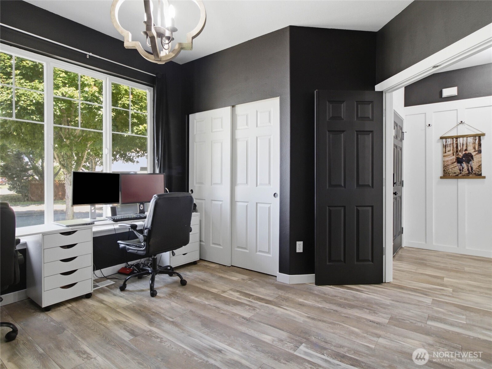7253 Radius Loop Property Photo 27