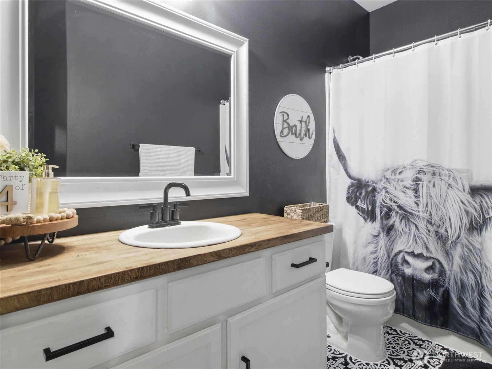 7253 Radius Loop Property Photo 32
