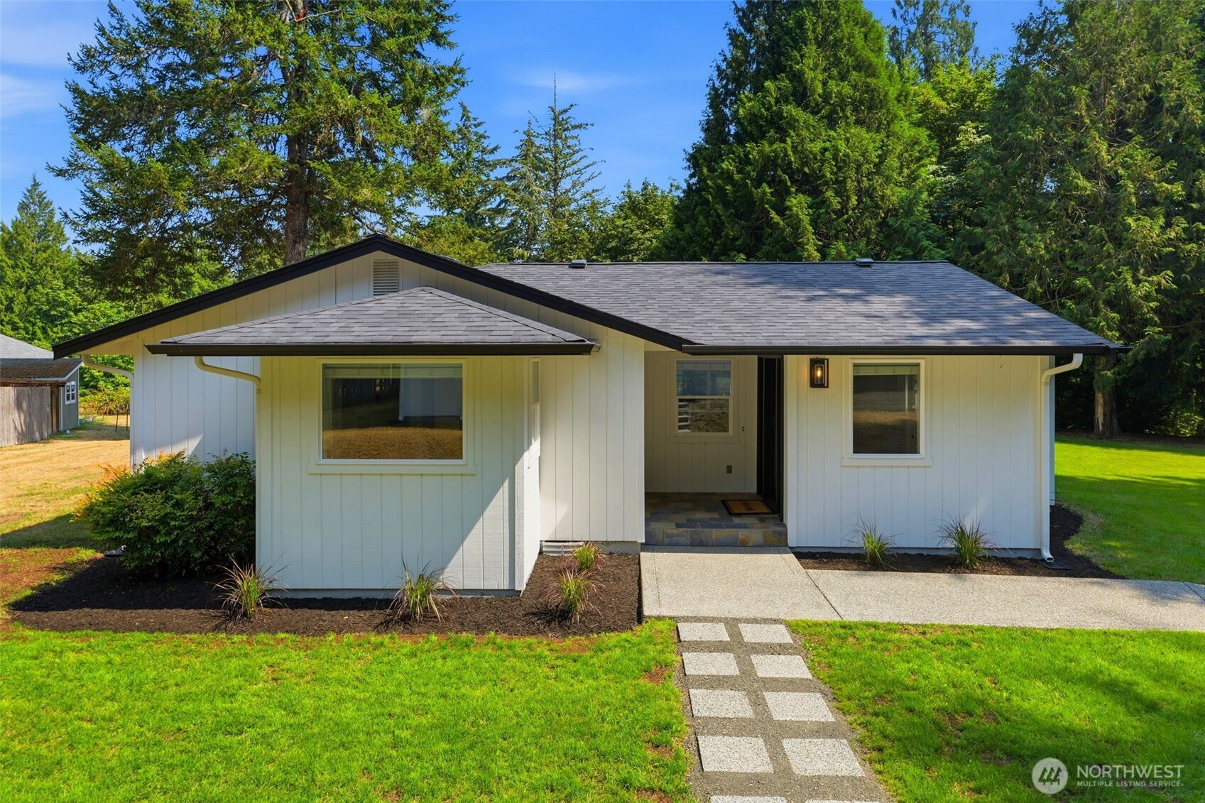 15615 53rd Street Property Photo 2