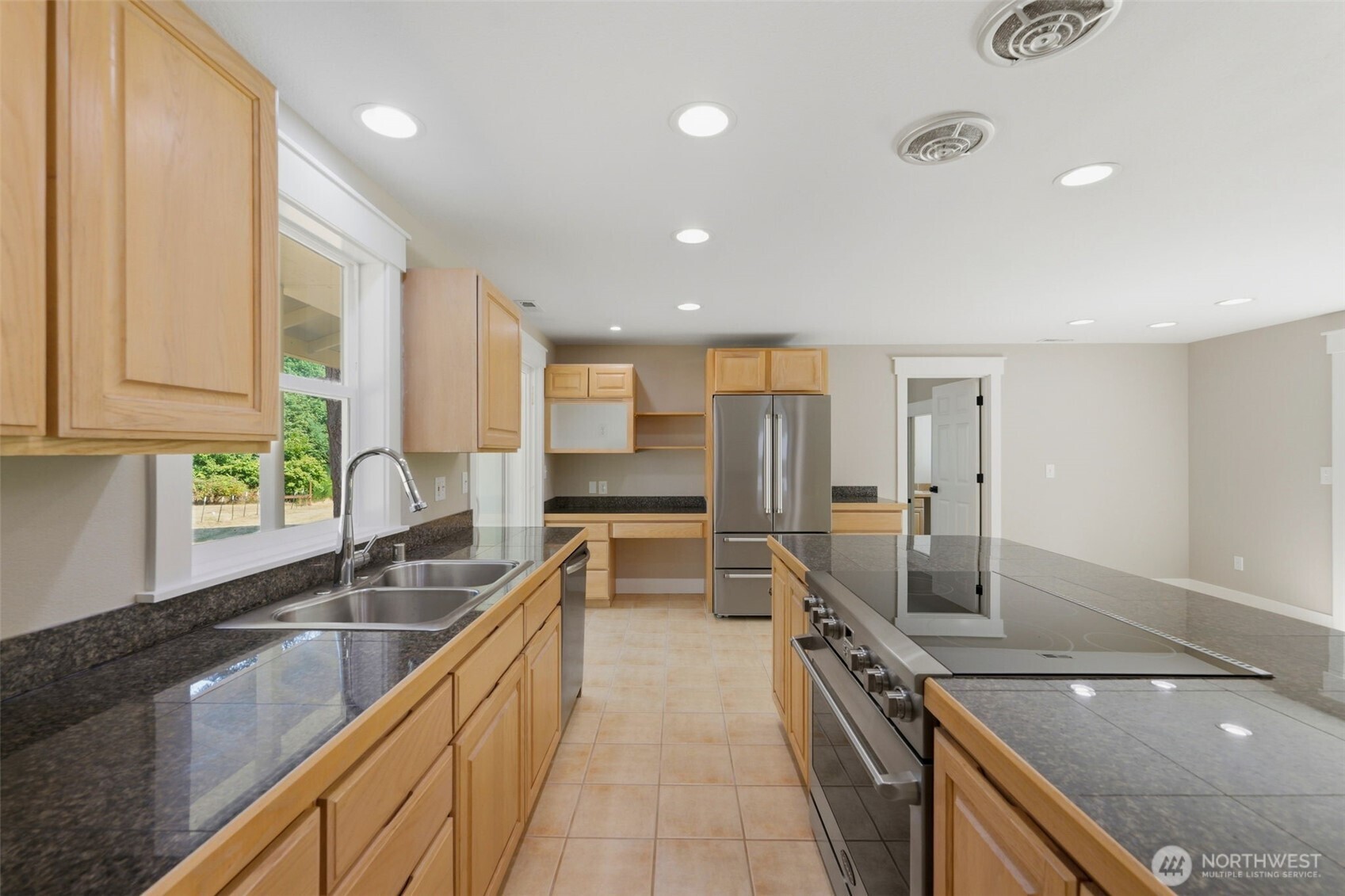 15615 53rd Street Property Photo 9