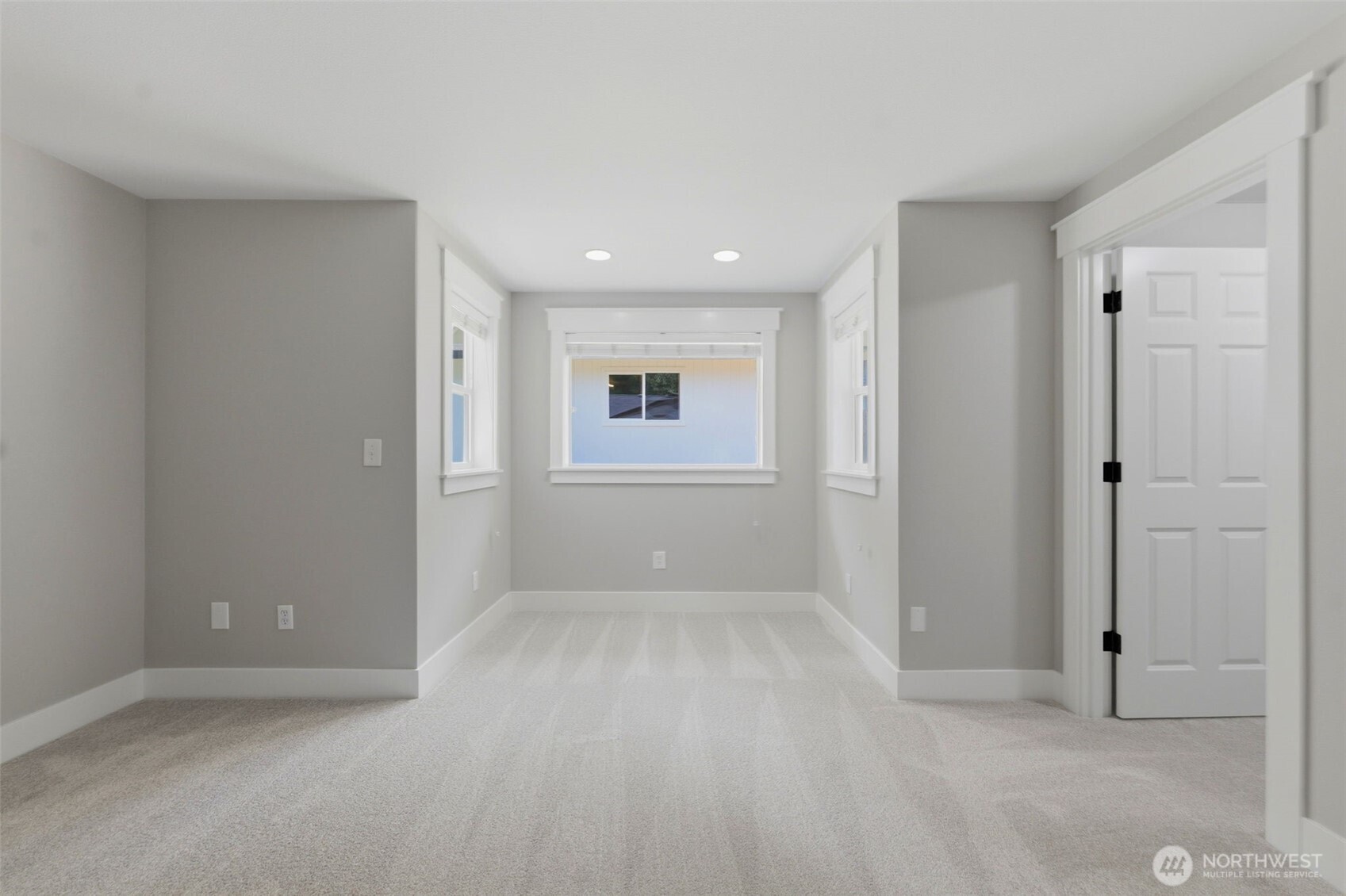 15615 53rd Street Property Photo 12