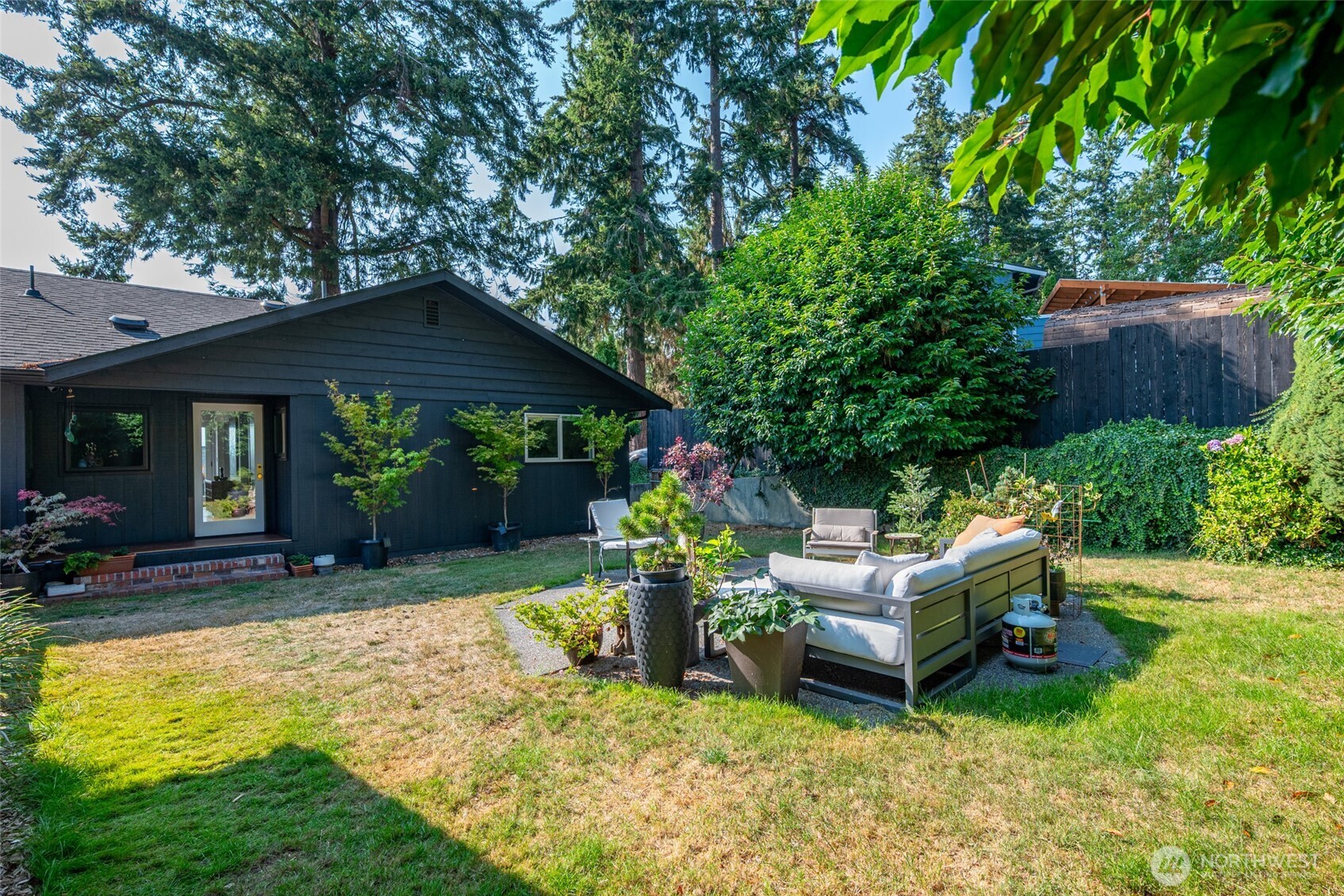 5959 Sundown Lane Property Photo 6