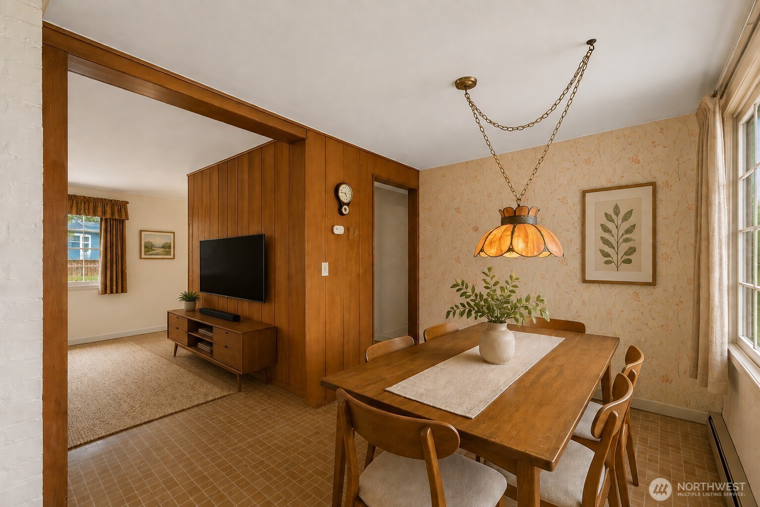 8431 309th Place Property Photo 6