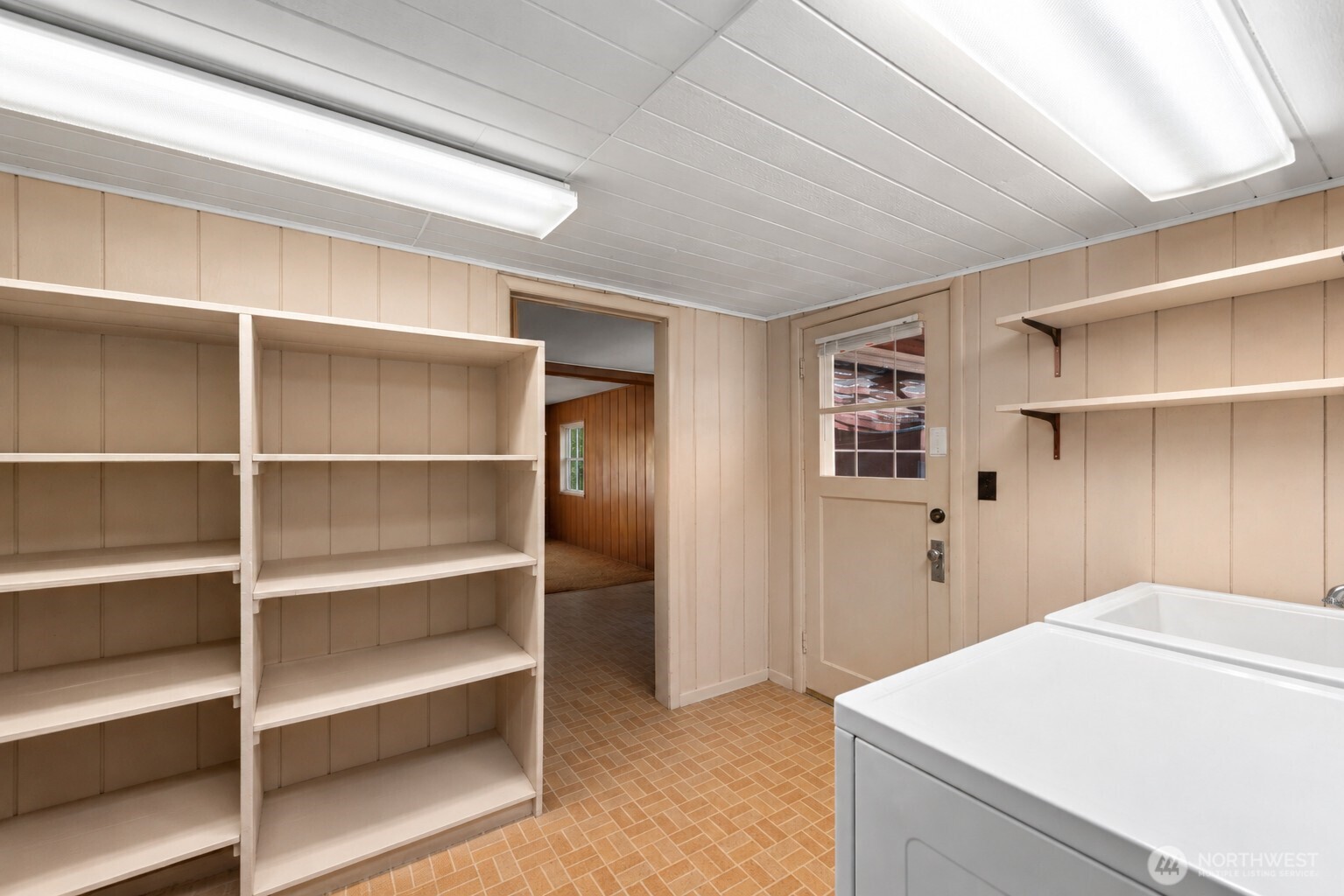 8431 309th Place Property Photo 15