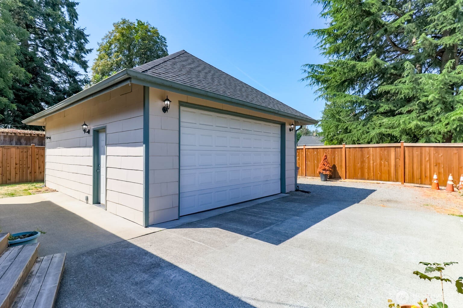 503 5th Avenue Property Photo 25