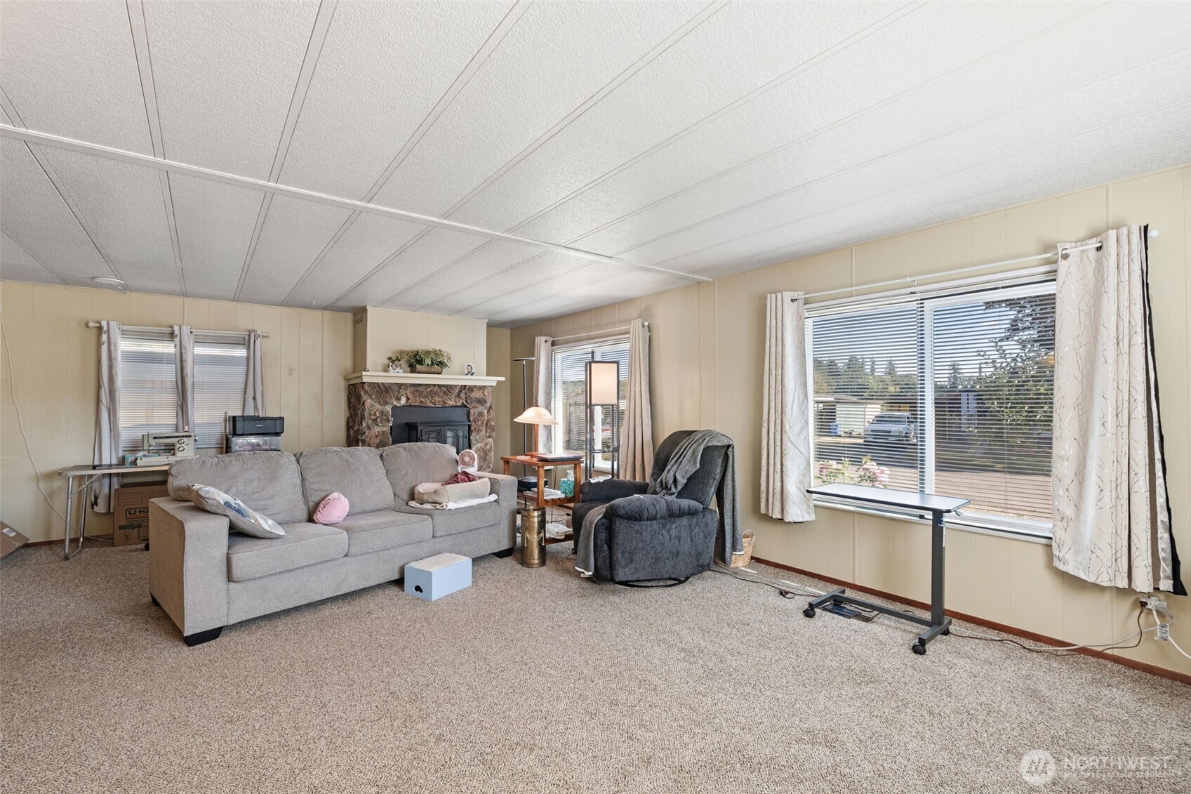 3516 Harrison Avenue N Property Photo 6