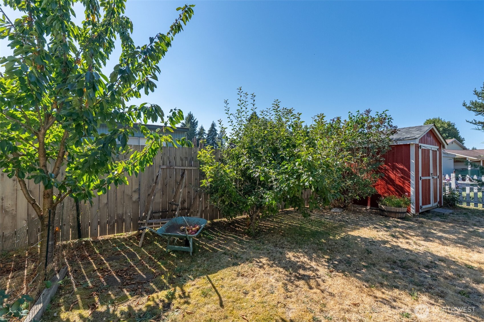 3516 Harrison Avenue N Property Photo 31