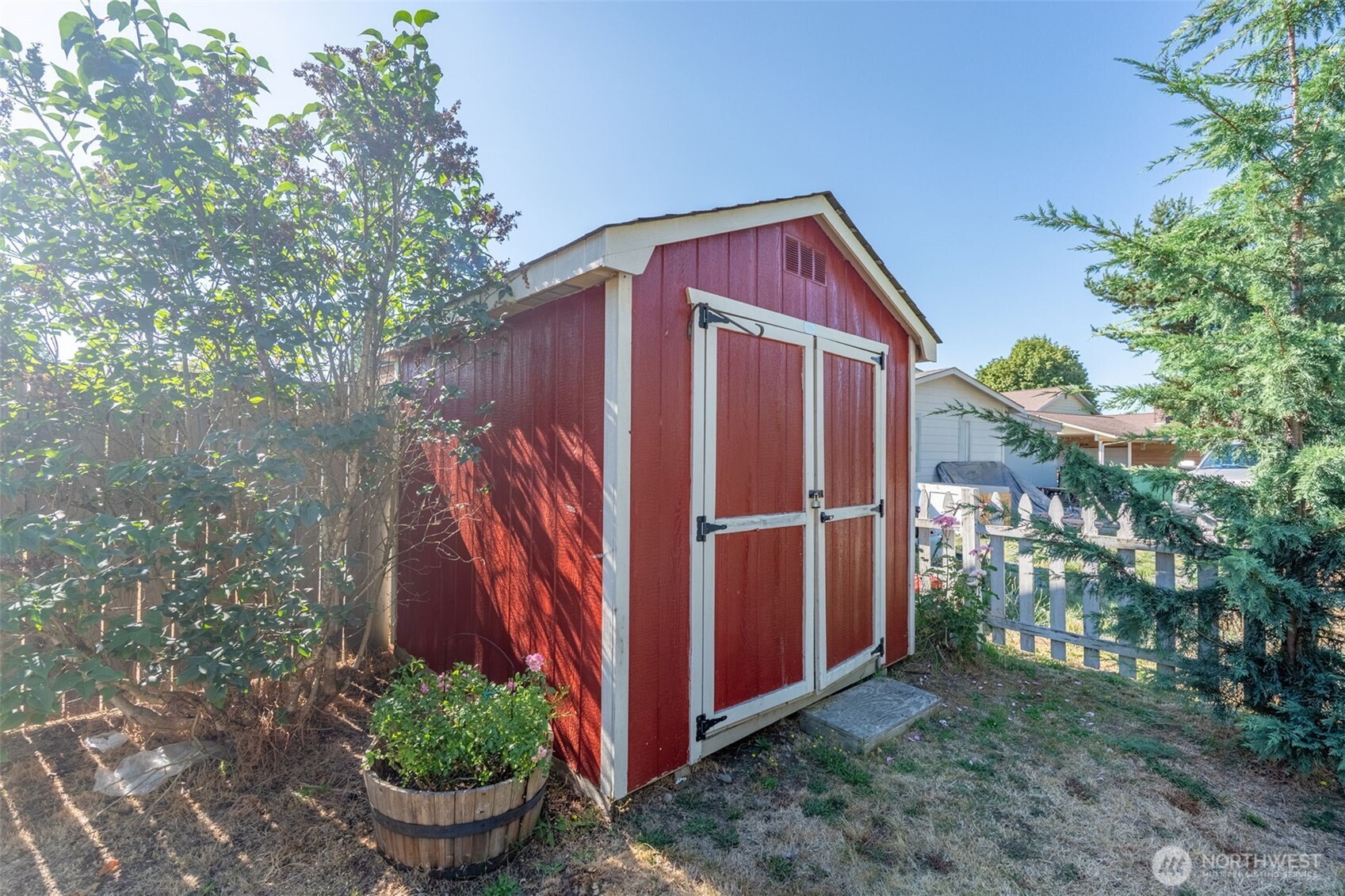 3516 Harrison Avenue N Property Photo 32