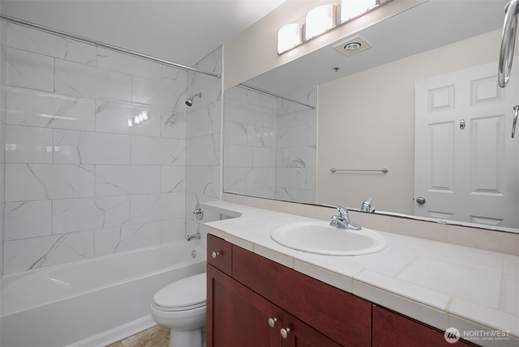 1843 S 286th Lane T104 Property Photo 28
