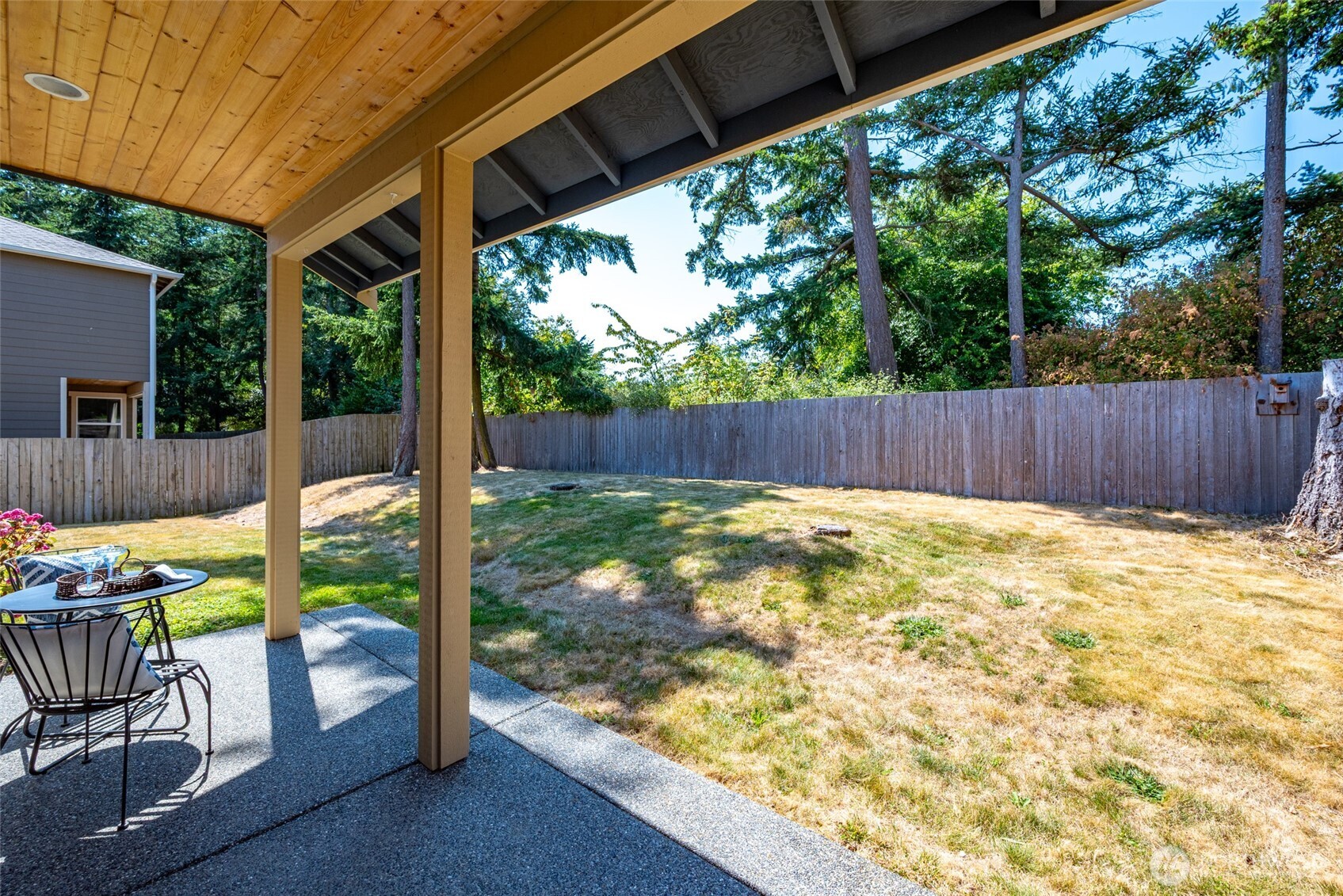 1873 Sw Downfield Way Property Photo 21