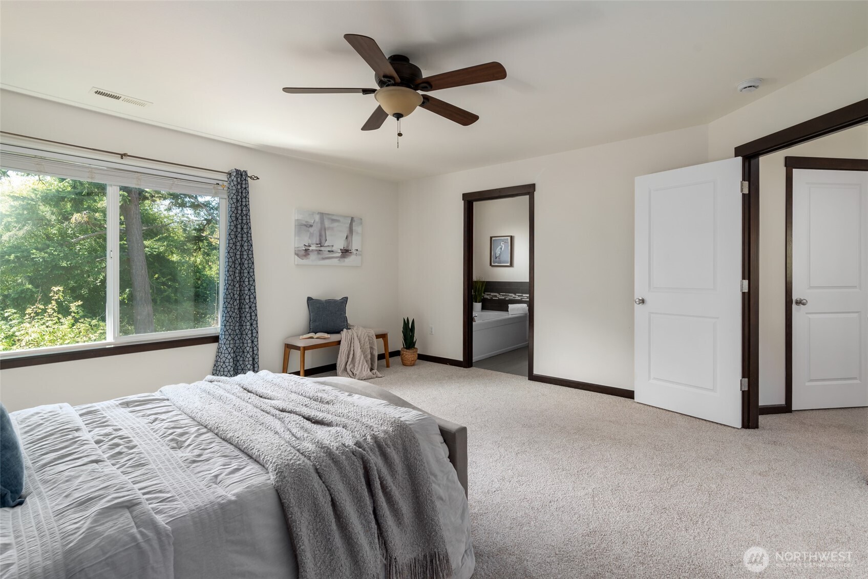 1873 Sw Downfield Way Property Photo 24