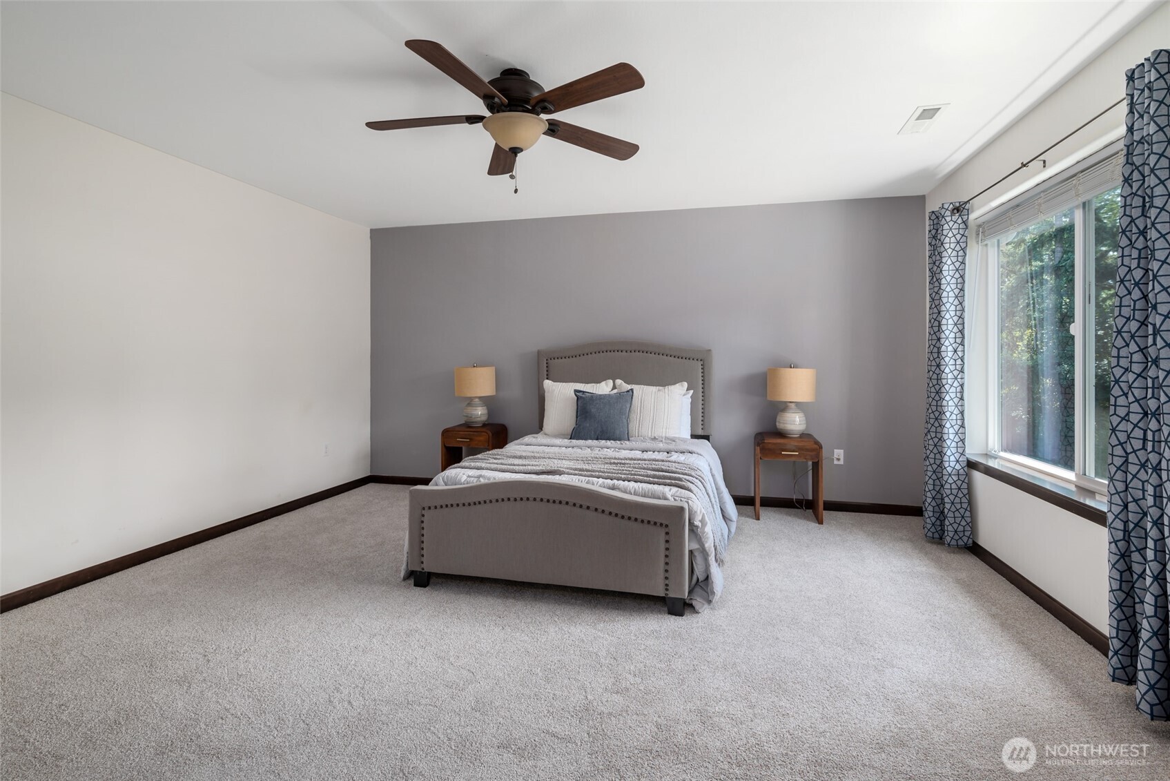 1873 Sw Downfield Way Property Photo 25
