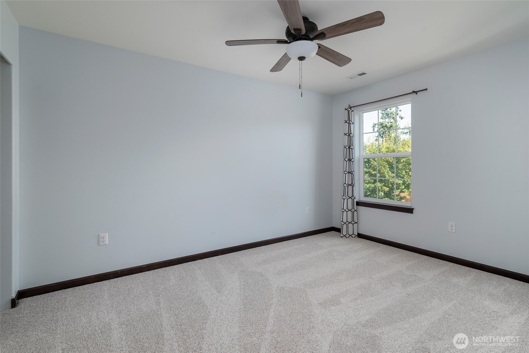 1873 Sw Downfield Way Property Photo 35