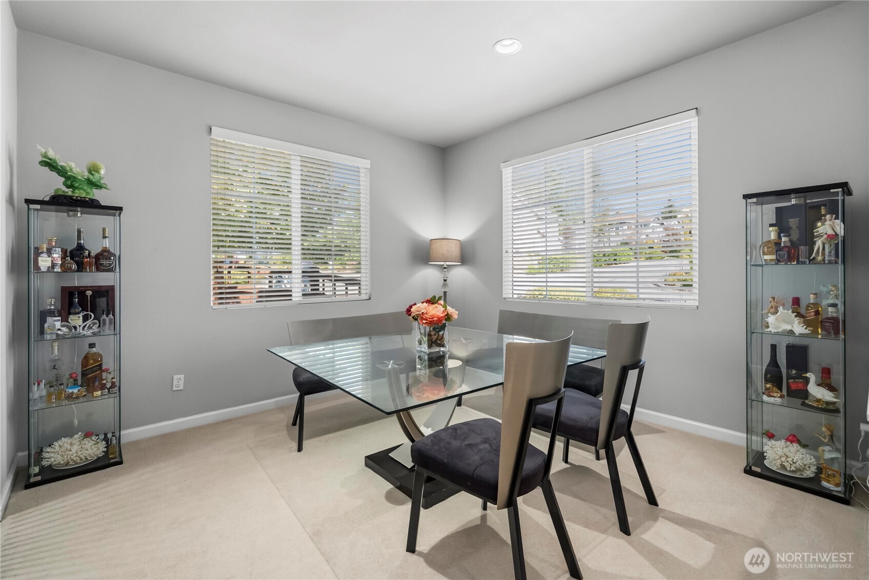 16901 Woodside Drive Property Photo 6