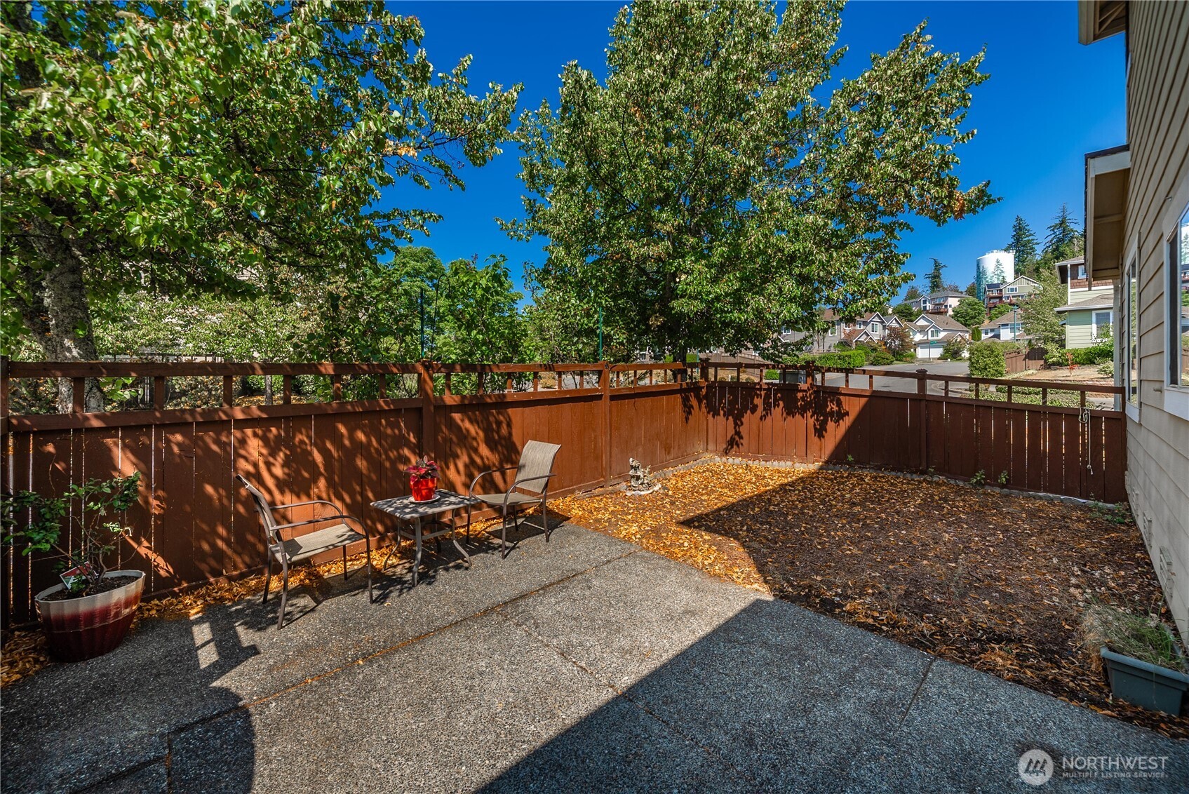 16901 Woodside Drive Property Photo 24