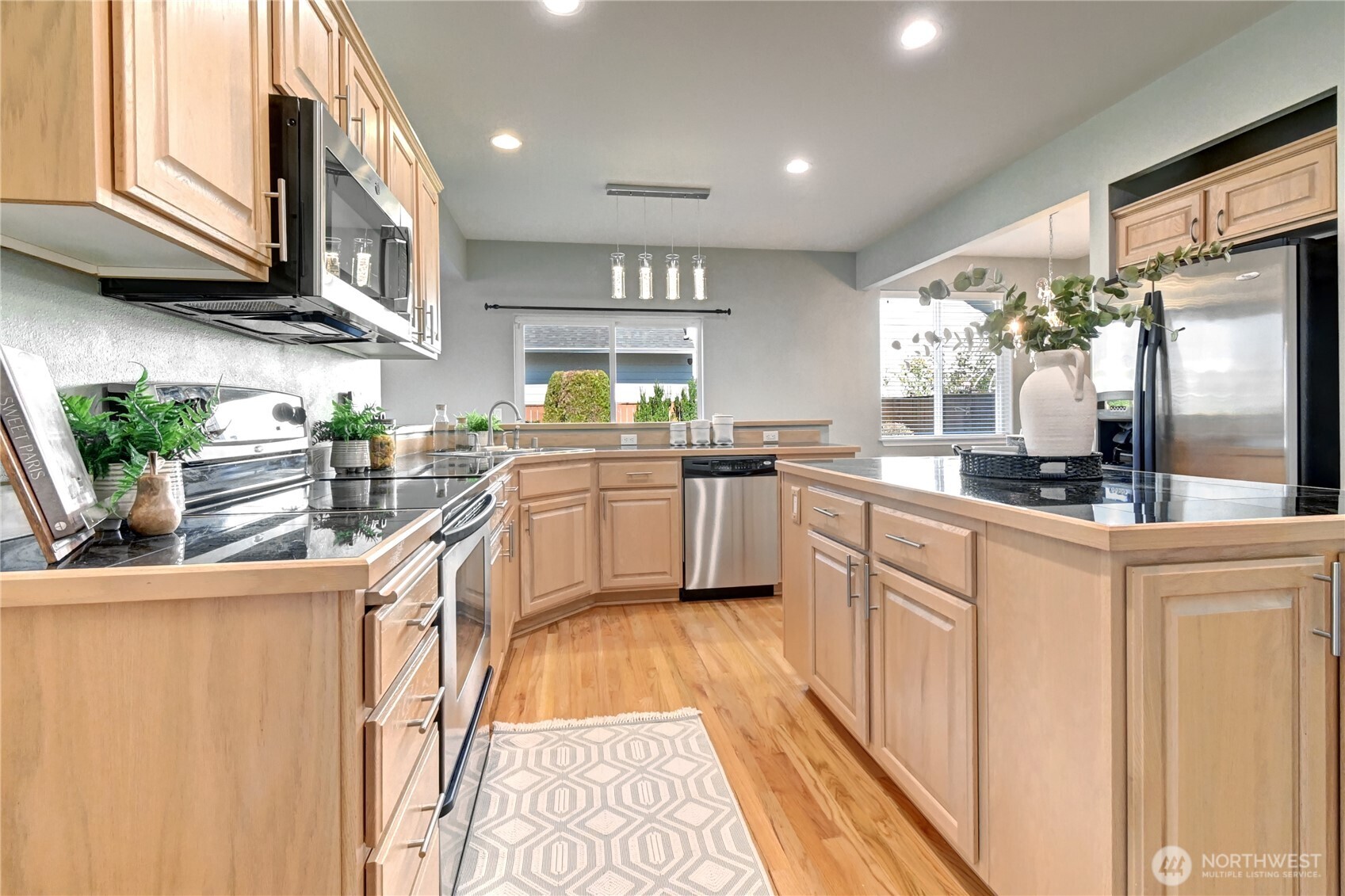 22126 102nd Place Property Photo 11