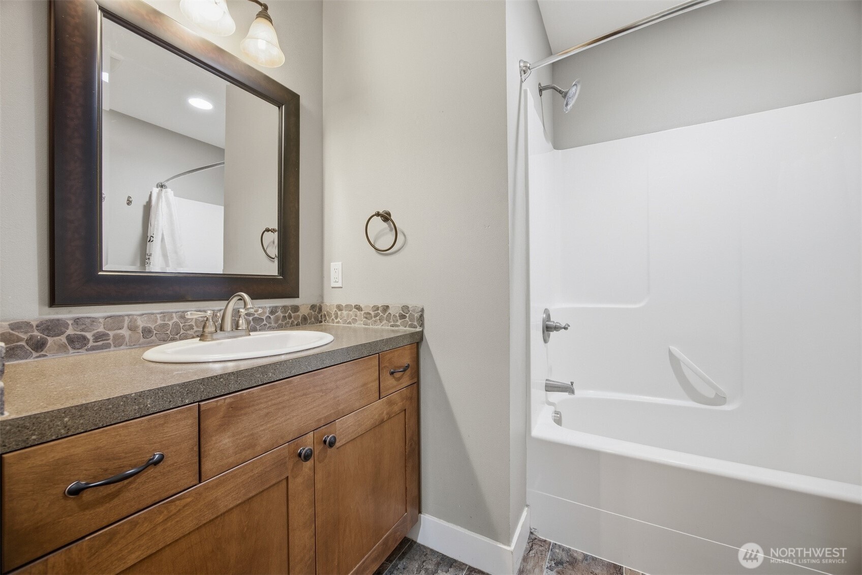 803 Mapleridge Drive Property Photo 19