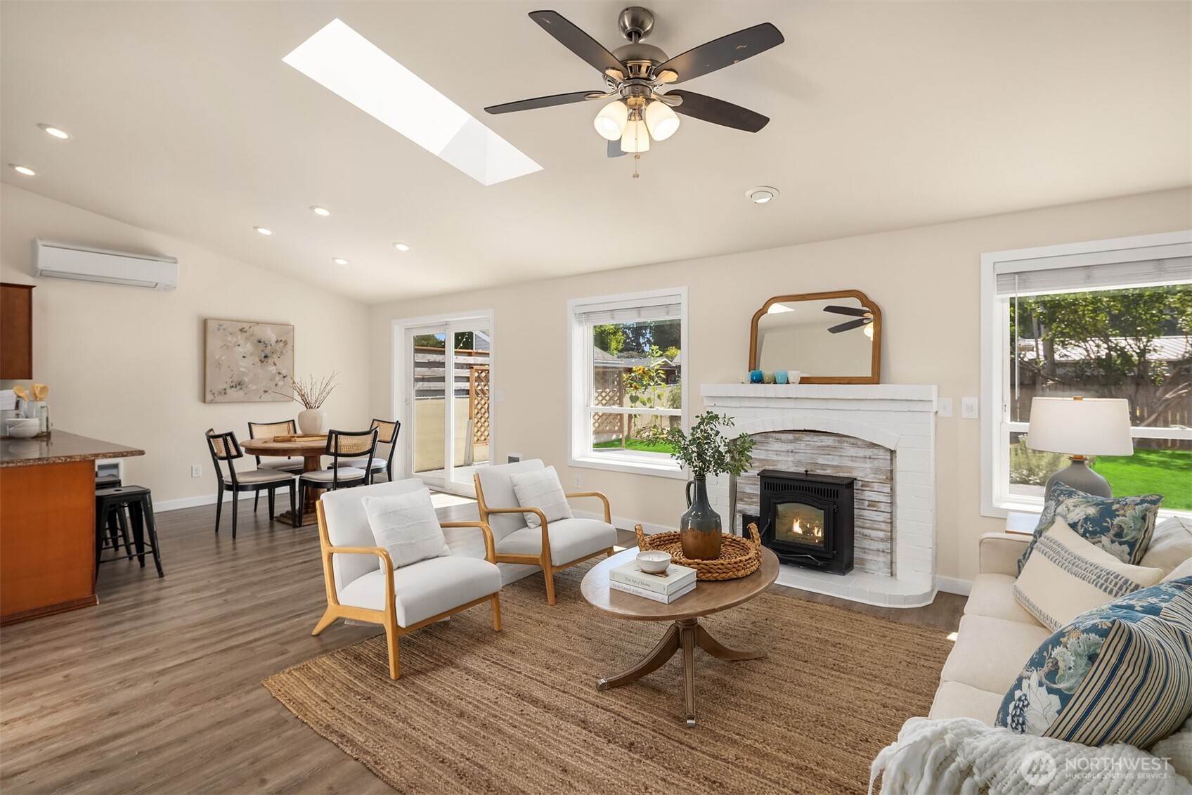 15012 132nd Avenue Property Photo 5