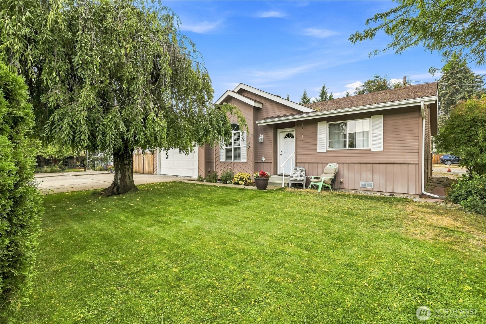 12 S Charles Street Property Photo 1