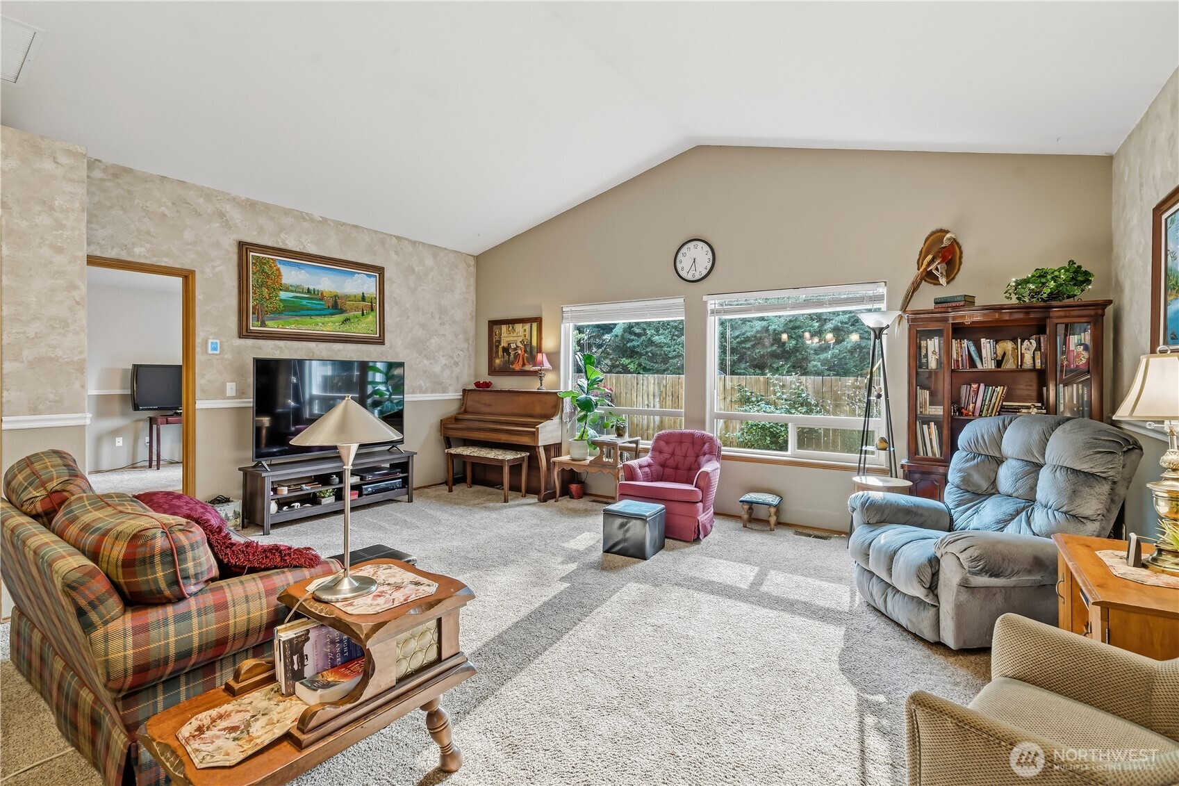 12 S Charles Street Property Photo 13