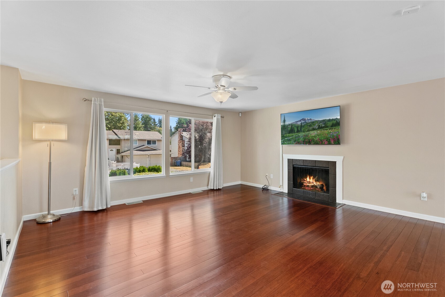 1665 Monroe Court Property Photo 4