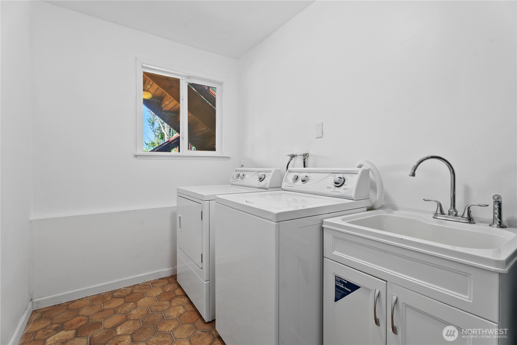 1665 Monroe Court Property Photo 22
